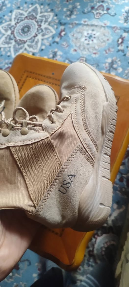 بساطيل ثنين 
قياش 40 و 43 
مو جدد مال باله 
ثنينهن 25 الف


**إذا كنت صاحب هذا الإعلان وتريد حذفه لأي سبب، رجاءا أرسل رسالة إلى الدعم الفني**