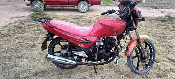 السلام عليكم
ماطور سايم للبيع 
والنظافه جدام العين
***********
