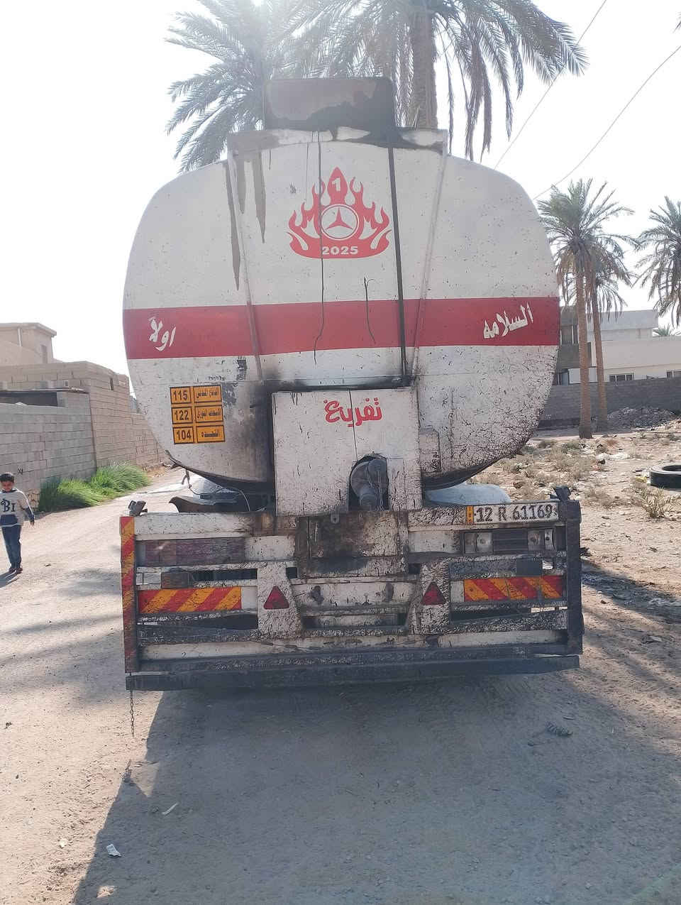 اكتروز ميكه للبيع موديل 98 محور طويل 8*محرك 48جاهزه سلامه جي بي اس كلشي جديد سنويه 29رقم نينوى انكلش حالين محمله بيلر شقاله كربلاء للبصره السعر المطلوب 3/25ثلث دفاتر وربع ***********وتساب أو اتصال
