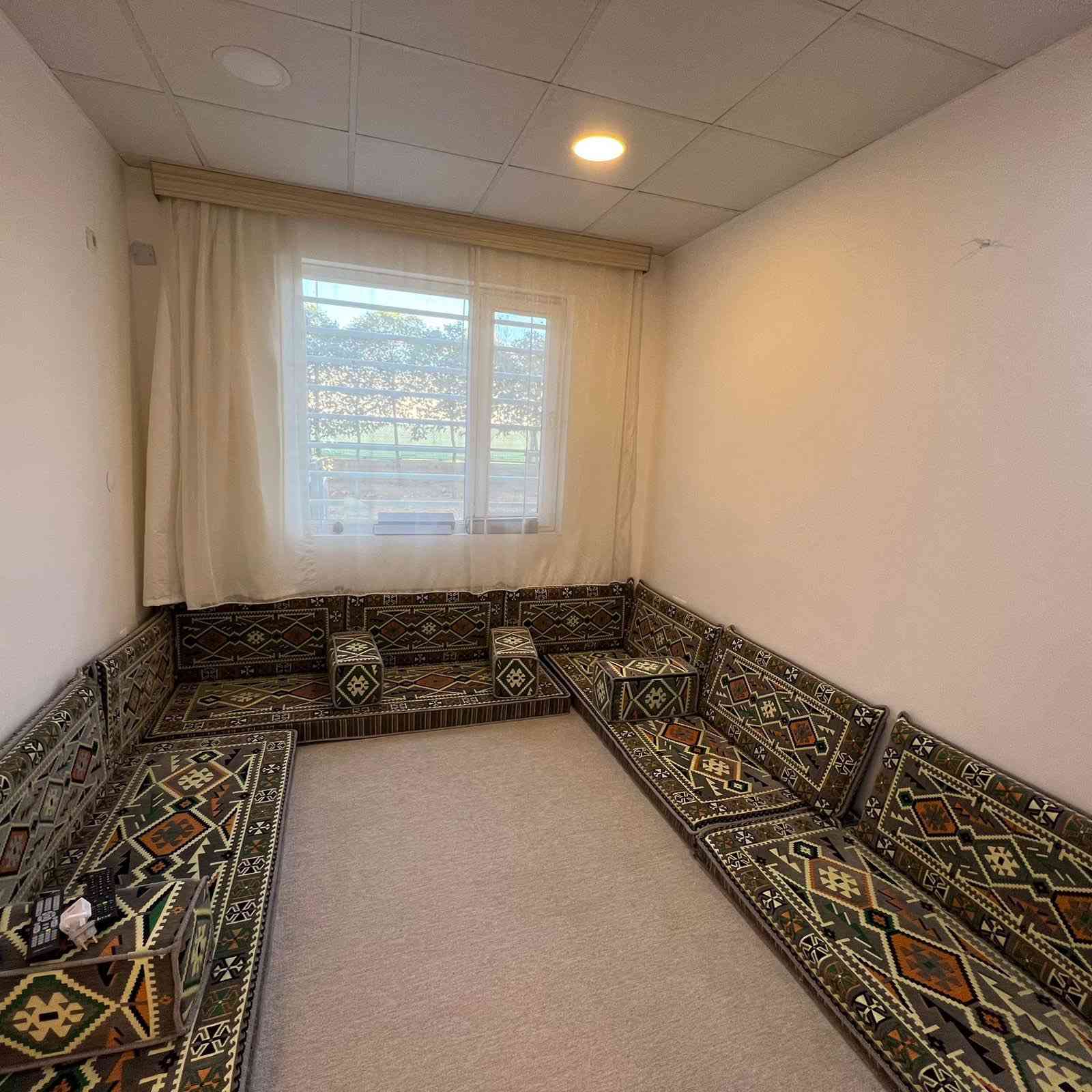 سەرەتا بەناوی خودا 
کۆدی/ 10911
شوقە بۆفرۆشتن 
📍شوێن /دیلان سیتی یەک
📐ڕوبەر / 120 مەتر
🏗️نهۆمی / ئەرزی بەردەم باخ

پێک هاتوە لە ( میوان و هۆڵ کراوە + مدبخ + مشتملات + 3نوستن )

تێبینی ( شوقەکە زۆر تازەو جوانە  )
ــــــــــــــــــــــ
🖊️/ بۆ زانینی نرخ  کۆمێنت بکە 
ــــــــــــــــــــــــ
بۆ پەیوەندی📞
☎️***********
☎️***********
ـــــــــــــــــــــــــــ
تۆی بەڕێز موڵکت هەیە دەتەوێت بیفڕۆشیت یان بیدەیت بەکرێ زانیاریەکانمان بۆ بنێرە هاوکارتان دەبین 
‏‎*********** ☎️واتس ئاپ"فایبەر 
‏‎یان سەردانی نوسینگەی(جوانی موڵك)بكەن
‏‎ناونیشان"ئیبراهیم ئەحمەد"بەرامبەر دیلان سیتی
