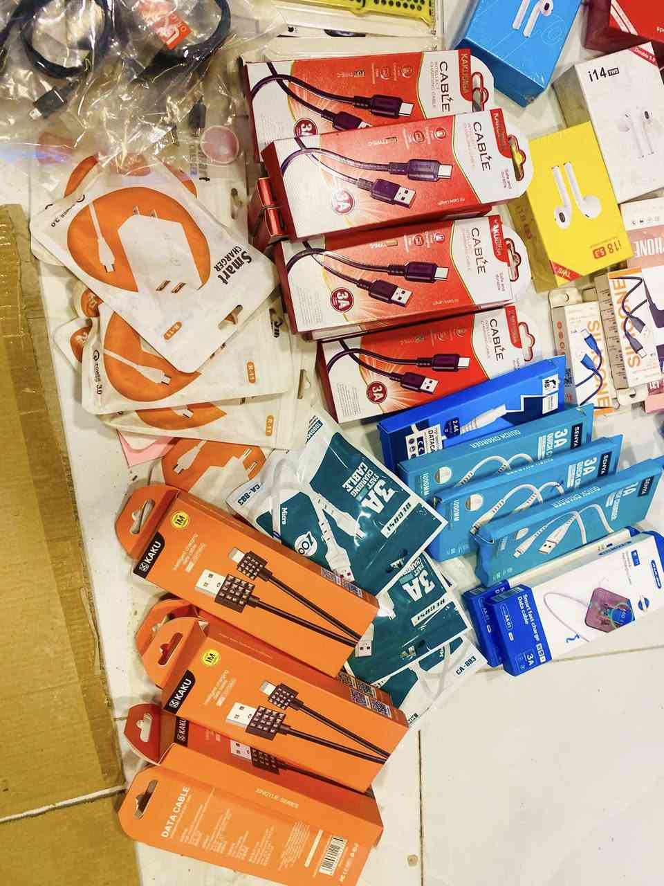 شلعه رنانه  لاهل البسطيات اسعار  300 قطعة للتواصل *********** يتوفر توصيل لجميع المحافظات
