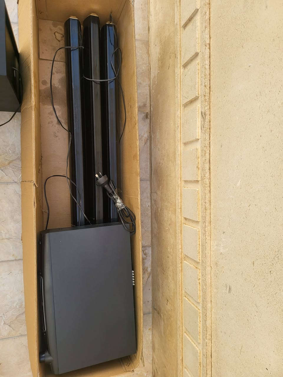 سستم مسرحي 140w شغال كلو فقط جهاز اكاي AV قرص يختلف عن نوع سماعات سعر ٨٠ الف توصيل ٦الف


**إذا كنت صاحب هذا الإعلان وتريد حذفه لأي سبب، رجاءا أرسل رسالة إلى الدعم الفني**