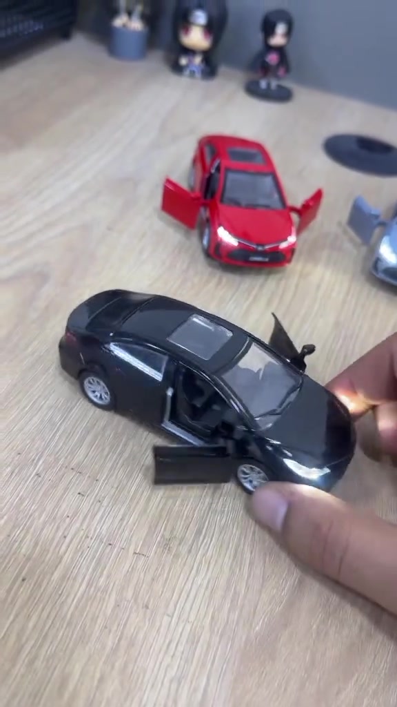 الفخامة والوحش 🔥❓

🚗 سيارة كورولا حديد معدني قوية  مجسّمة بتفاصيل تخليك تحسها حقيقية

✨ هيكل معدني متين مع تصميم أنيق

🔊 صوت محرك واقعي يزيد متعة اللعب

💡 إضاءة أمامية جذابة عند التشغيل

🚪 أبواب قابلة للفتح مثل السيارة الأصلية

للطلب وتساب  ***********
