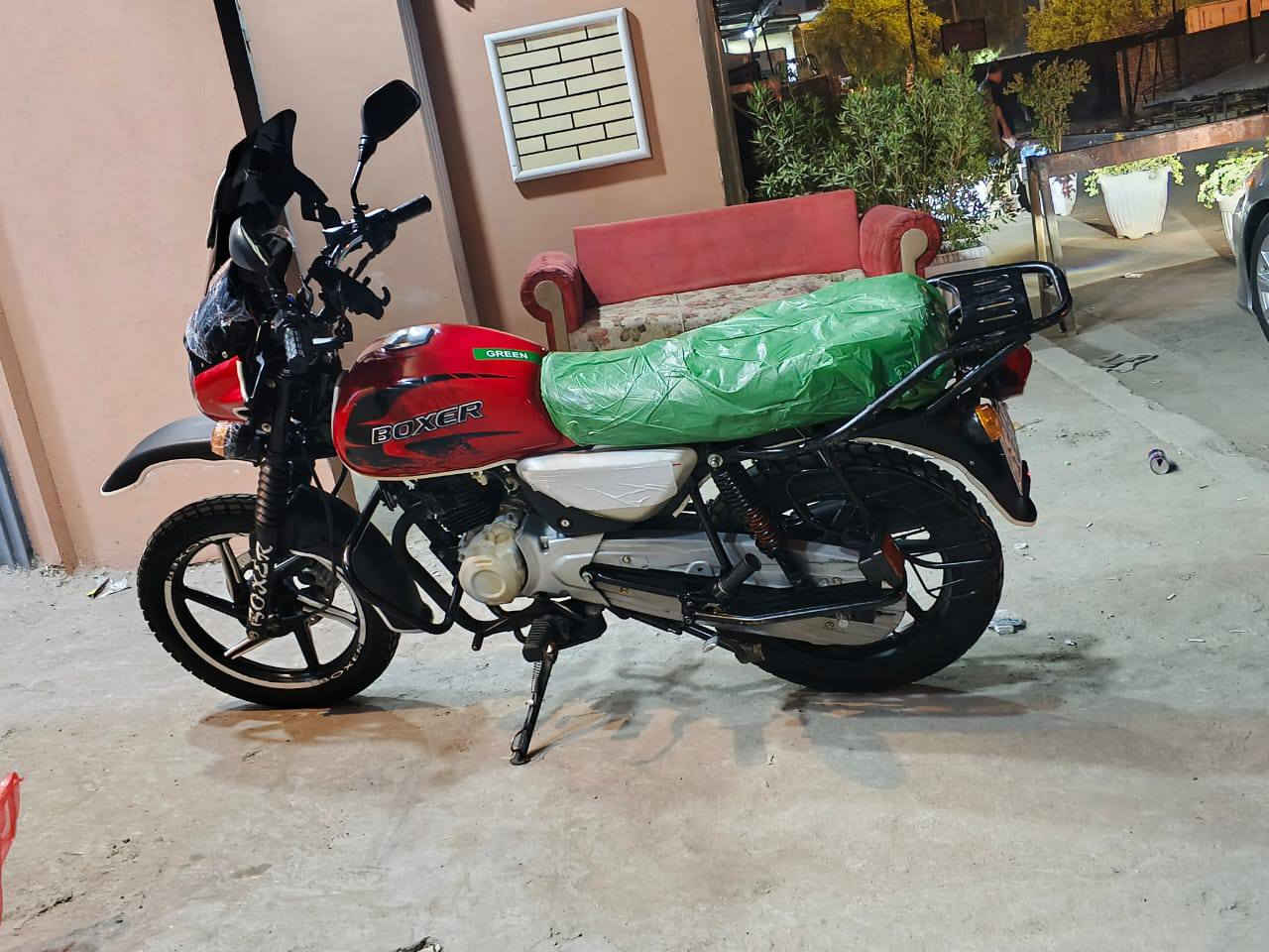 دراجه بوكسر كفاله موديل 2023 كله شغاله سعر مليونين 600 وبيه مجال حك جيه فقط بغداد دراجه بسمي تحويل ثاني يوم رقم تلفون *********** متوفر وتساب وخاص وتدللوونن
