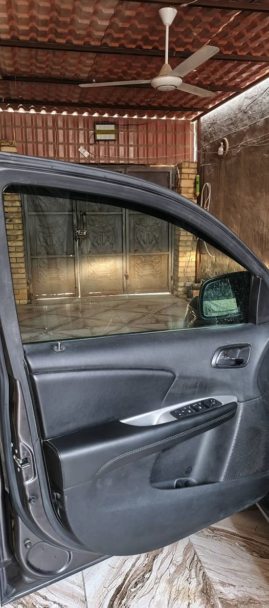 السلام عليكم جورني للبيع موديل 2018 حادثها تبديل بنيد وجاملغ الايسر  قطع واحده تبريد السياره جديده بمعنه الكلمه تجي وتشوف  بعينك السعر 135 وبيها مجال قليل  للاستفسار *********** مكاني الناصريه مركز
