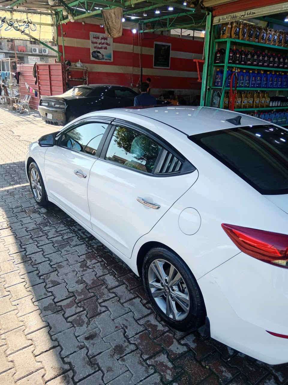 السلام عليك الانتره خليجي موديل 2017 للبيع السياره فول ماعده البصمه محرك 2000 دوش المرغوب كير AT انضمت قياده يكو نورمال سبورت السياره نضيفه حداديه امامي خلفي جديده تخم تأير جديدالسياره داخل لونين عسلي معه صاج حساسات خلفيه شاشه وكامر السياره بسمي امداور ثاني يوم هزه جديده السياره مكفول فقط بيها بارد قليل بل هلال الجاملغ الخلفي مكاني كربلاء الحر حي سومر الرقم *********** السعر بل خاص
