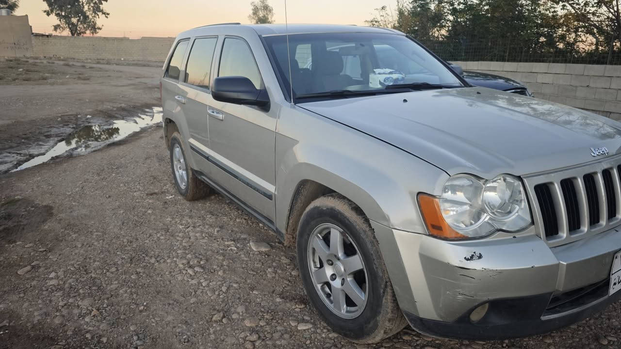 2008 کێڕو مەکینە بە شەرت  بۆیاخ تەنکە
جوان ماوەتەوە هیلاک نەکراوە 
نرخی 105
***********
3 پارچەی پەمە
