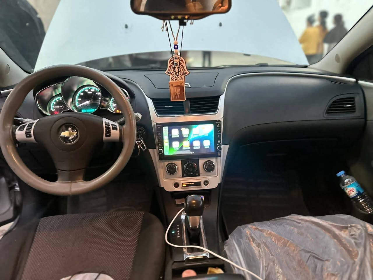 السلام عليكم ورحمه الله وبركاته
ماليبو 2011 معروفه مواصفاتها 
داخل اسود 
كشن السايق كهرباء 
شاشه كار بلي
4 سلندر  
مكينه 2400 مكفوله 
كير مكفول 
تبريد ثلج مكفول 
صدر ٨٠ %
باتري جديد 
كهربائياتها كلها مكفوله
عدة سياره متكامه سبير وجك وطفايه جدد ما مستخدمات 
السياره بأسمي تحويل بشرط
بيها قطعتين صبغ موضح بالسونر 
السعر ٨٥ وبيها مجال بسيط 
السياره/ بغداد /حي الاعلام
الاستفسار اكثر الاتصال على الرقم
***********
