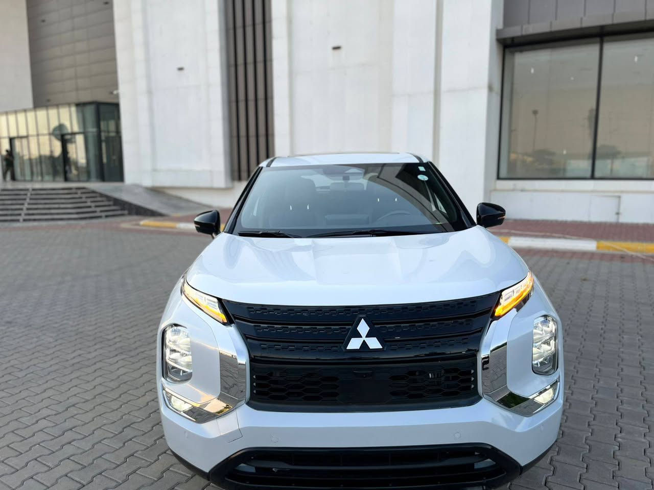 𝑴𝑰𝑻𝑺𝑼𝑩𝑰𝑺𝑰  𝑶𝑼𝑻𝑳𝑨𝑵𝑫𝑬𝑹 𝑺𝑬
𝑨𝑾𝑪  ‏4x4 2024
موديل  2024
محرك 𝒄 𝒄 2,500 
فول مواصفات
بانوراما
دبل اكسل
بصمة
٧ راكب
كيج اليكتروني
كشن جلد
كشن تدفئة
ابواب بصمة
ابواب بردة
نظام كاميرا ‏‎  °360 
لايتات ليد زينون
حساس امامي و خلفي
رادار امامي و خلفي و جانبي
بريك بصمة
صندوق شفت 
مراية شفت كهربائي 
سيارة بونيد صبغ
بدون دواخل
بدون شاسی
مسافة 12000 مایل 𝑴𝒊𝒍𝒆𝒔
سيارة موجود عقرة

رقم شاصي

ja4j4va8xrz077777

☎️ 
کوردی ***********
لغة عربی ***********

#𝑴𝑰𝑻𝑺𝑼𝑩𝑰𝑺𝑰 #𝑶𝑼𝑻𝑳𝑨𝑵𝑫𝑬𝑹
