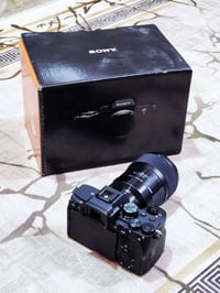 A7iv + sigma art 35mm 1.4 صارلي كم شهر من مشتريه الكامره ابيعه وي العد...