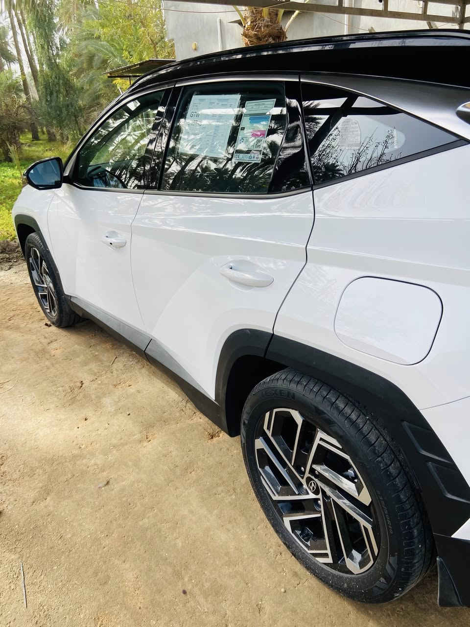 توسان موديل ٢٥ خليجيه تو كلر رقم كربلاء موجوده بكربلاء 
سنويه جديده ماشيه ٦ الف فقط السياره فول مواصفات عدا فتحه السقف السعر ٢٣٧ وبيها مجال.  ***********
