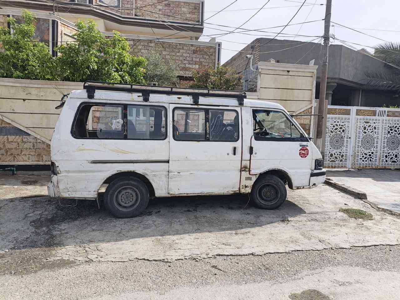 السلام عليكم ورحمة الله  كيا بستة موديل 1993 للبيع  صاحبها مسافر بيها سنوية ساقطة السعر 16 ورقة وبيها مجال قليل ***********
