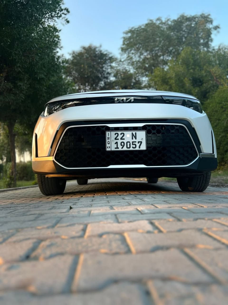 يا الله
كيا سول 2023 لون أبيض 
حادث سطحي بدون دواخل

محرك 2000 دوش 
عداد مشي 51 الف 

مواصفات 
رادارات 
شاشه اعطال 
عدادات الكترونيه 
شاشه حجم كبير تدعم خرائط 
كامره خلفية 
ويل كب 
فول تحكم ستيرن 
قياده ذاتيه 
اوتو ستوب تلقائي لمنع تصادم 
وبعد هواي مواصفات المعروفه 

حادث سياره بنيد صبغ وجاملغ بارد بسيط 
بدون دواخل سياره جاهزة ونضيفه 

عنوان كاظمية جكوك 
سعر 157 
استفسار ***********
