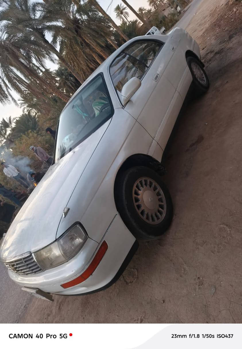 السلام عليكم كروان بطه للبيع مكفوله من الضربه القويه والنقل والكص وكافه الاصوليات مكينه ٢٥٠٠مكفوله من التبخير والصوت كير جديد حداديه جاهزة تخم تاير كهربائيات جاهزة لون لؤلؤي موديل ١٩٩٤متصل رقم انبار مشروع وطني وكاله بسمي سنويه ٢٨ وين ماتريد اداورلك مكان السياره الديوانيه قضاء غماس  السعر ٥٨وبيه مجال قليل     استفسار رقم ***********
