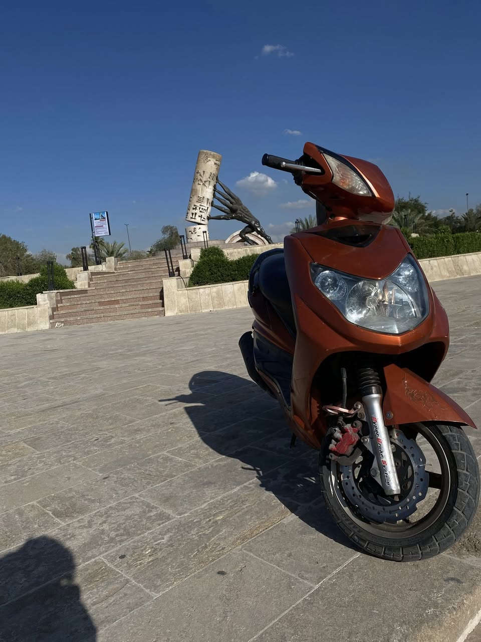 سكنس فحل كامله مكمله كل نقص مابيهه الدراجه مكفوله من البجم للذيل كلجات رياضي والدراجه هاون تعلك من كد ما قويه وللتوضيح قبق الكلجات فتحته للتنضيف والادامه فقط وموجود قبل لتجي تلكاني شاده الدراجه بيها زلوغ بسيطه بس غيرها كلشي ماكو تجيب فيتر وتفحص وين ميعجبك السعر ٧٥٠ 
هـ/***********
