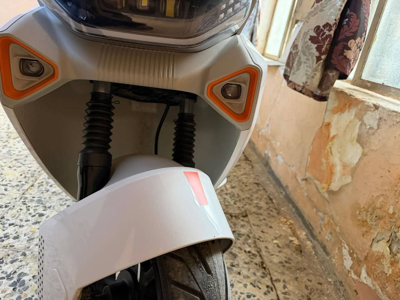 السلام عليكم دراجه ريان الملكه للبيع جديده جداً ونضيفه رجائاً يكسر بسعرها اخذوها بلاش اعتبروها حلالكم تحياتي ***********
