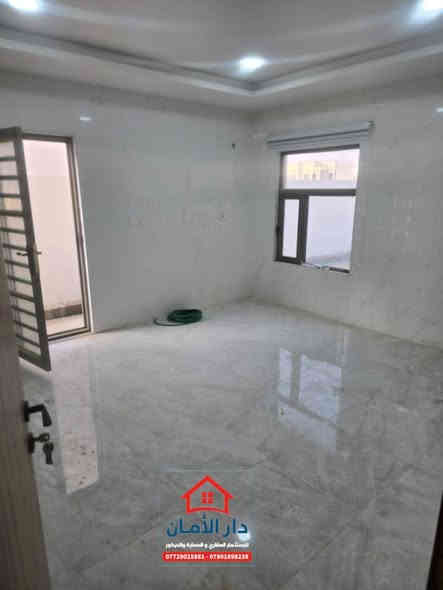 بيت للبيع....للبيع مساحة 200 م في النجف الاشرف
سند باسم صاحب البيت مرفوع عقاري
واصل للمصرف ست اشهر قابل للزيادة
مسدد منه 110 مليون 
وباقي 67 مليون قسط الشهري ٣٧٢ الف للمصرف علما سعر المقدمه يزداد بزيادة اشهر دفع القسط (بدون تطلوعة)
الاميرات الثانية المربع الثالث على حديقه وجه كربلاء البيت جديد صفر غير مسكون نهائيا.
تفاصيل البيت:
1-الطابق الاول استقبال وغرفة ومطبخ حار وبارد وصالة.
2-الطابق الثاني غرفة.
3-مجهز بمراوح كافة الغرف.
4-ستائر كافة الغرف.
5- مفرغة صاروخيه بالمطبخ.
6-سبلت بغرفة الطابق الاول.
7-تم تاسيس ماء اسالة طابق الاول الحمام والمطبخ .
8-خزانين ماء وتم تضليل الخزانين عن الشمس.
9-تاسيس ماطور جاهز فقط يتم ربطه.
10-واصل واير مولد.
11-مجهز بسخانين الطابق الاول والثاني.
📍ملاحظة رسم تغيير الكفيل وباقي تفاصيل الامداور على المشتري والضريبه على البائع
لمعرفة باقي التفاصيل يرجى زيارة المكتب 
او الاتصال بالارقام التالية واتساب حصرا
 ***********
 *********** 
عنوان المكتب #حي_الغري_شارع_مجمع_العين 
مقابل #حسينية_الإمام_علي_ع 
#عقارات_النجف_مكتب_دار_الأمان_للعقار .
