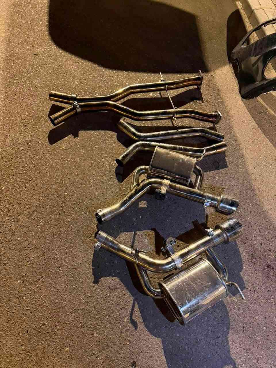 كورسا دزاين بوابات مال جيب ينشد ٦ و٨ سلندر
معدن سلستيل قفايص جيب وشد بدون لحيم سعره 800$ 

مكانه كربلاء يوجد توصيل جميع محافظات العراق ***********

