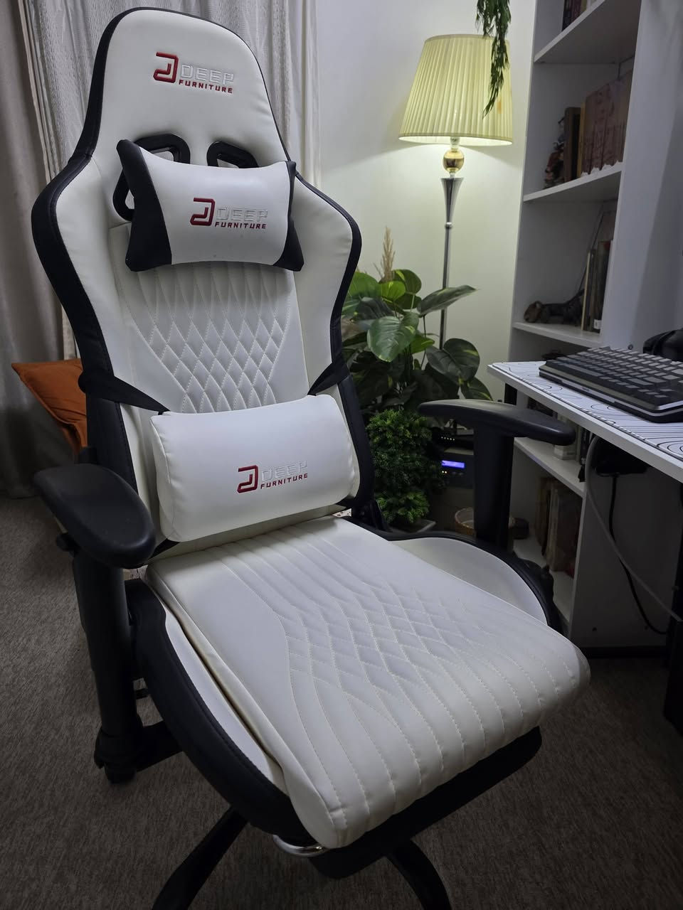 سلام عليكم 
للبيع كرسي كيمنك ماركت 
Deep Furniture
استخدام اقل الشهر فقط 
ماخذه ب ١٧٠ الف
سعر البيع 150 الف 
مواصفات موضح بل صوره 
العنوان بغداد الحرية 
*********** 
متوفر واتساب او مسنجر

