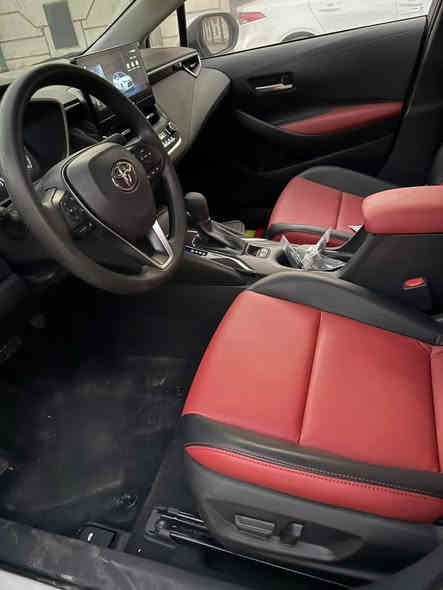 النوع : تويوتا كورلا هايبرد شكل الامريكي 
الموديل :2024  
مرقم بغداد سياره مكفوله كفاله عامه عدا شخط جدا بسيط
السياره : كفاله عامه + كير محرك صدر تبريد كفاله عامه 
المواصفات : فول 1/1 عدا الكراسي مو كهرباء 
*  داخل احمر جلد
* بصمه 
* فتحه 
* شاشة 
* تحكم ستيرن 
* اشاير بلمري
* اوتوهولد
* سايد بريك دكمه
* اشاير بلمري
* رادارات 
السعر : 145 ورقه وبيه مجال 
العنوان : بغداد  
باقي التفاصيل الاتصال ؏ الرقم 
***********
