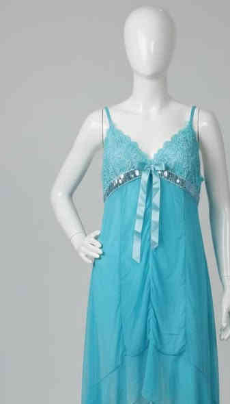 اهلا وسهلا للحجز ***********
توصيل داخل كربلاء ب4
بغداد 5
محافظات 6
يوجد جمله مفرد
