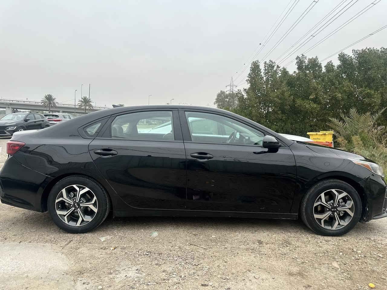 مرحبا حبايبي هاي كيه فورتي وارد امريكي حدثهة بنيد وجملغ وصور الحدث موجود ولسونر موجد  السياره جديده ومشيهة قليل وعل ادينه من امريكه مانقصهة ومخدومه من كشنات وارضيه مغلفات برغي ما نقصهة 
الموديل ٢١ المشي ٣٨ الف السعر ١٢٥ وهاذ الرقم *********** موفق
