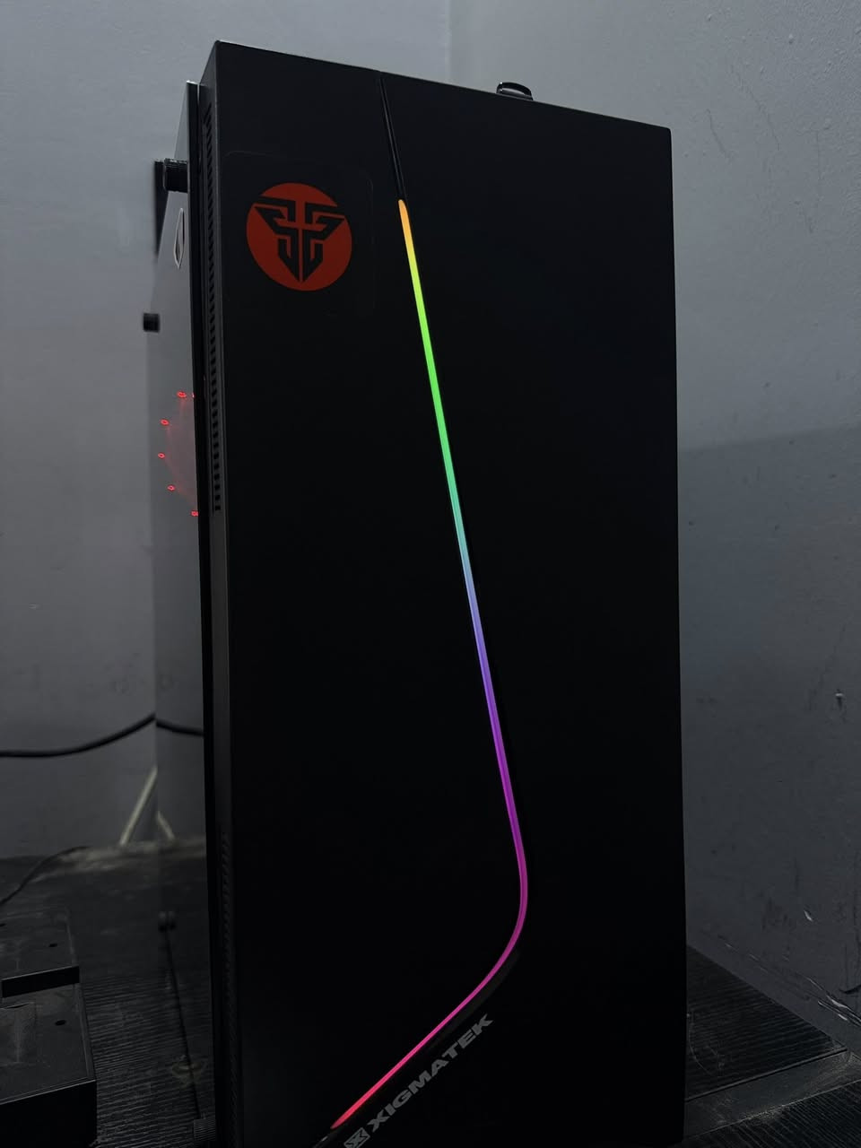 سلام عليكم بيسي للبيع 
معالج intel Core i5-9400F
Memory 16 Gb
Disk SSD 1T
Gpu Nvidia Geforse Gtx 1060 6Gb
السعر 650 مكاني ديوانية ام الخيل الاولى نظيفة 
***********
