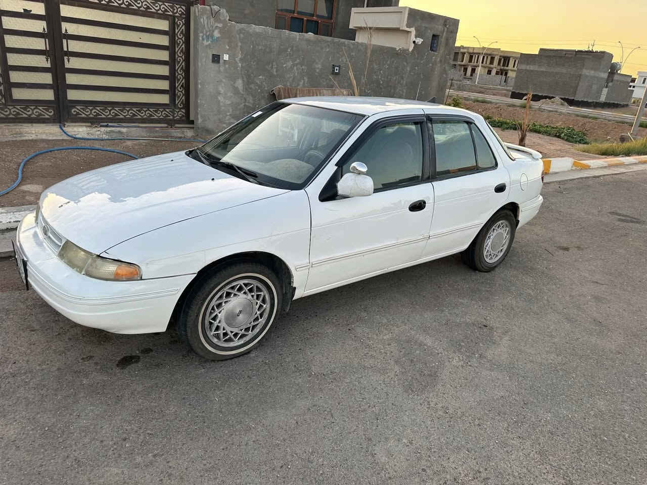 السلام عليكم 
للبيع كيا سيفيا موديل 94
السياره بلاديه ونظيفه 
محرك وكير جديد 
لايت عالي ناصي 
مسجل شغال 
اناره داخليه شغاله 
جام كهرباء كلها شغاله 
تبريد تدفيه شغاله
سنتر لك ريموت السياره جاهزه 
رقم بغداد بسمي تحويل ثاني يوم 
انكليزي الجديد سنويه لل 2030
السياره ادامه كامله 
العنوان عامريه الصمود 
السعر 35  
للاستفسار ***********
