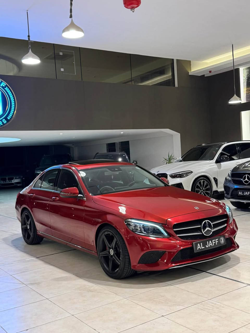 السلام عليكم 
للبيع فقط
مارسدس C300 موديل 2019 ماشية 55 الف وكالة المانية ضمان دولي بصمتين شركة وياها
مواصفات (كامرا وفتحة وشاشة جبيرة ودبل ماوس وكشنات تدفئه ونقطة عمياء ورادار وحساسات وبعد هواية مواصفات 
السيارة مكفولة بدون صبغ اوتبديل وگير ومكينة وخللات كلها بشرط
السيارة مرقمه وجاهزه
السعر :275 ورقه 
للاستفسار :*********** كاوه جمال
العنوان : السليمانية المعارض الجديده شركه (الجاف موتورز) السليمانية, العراق
