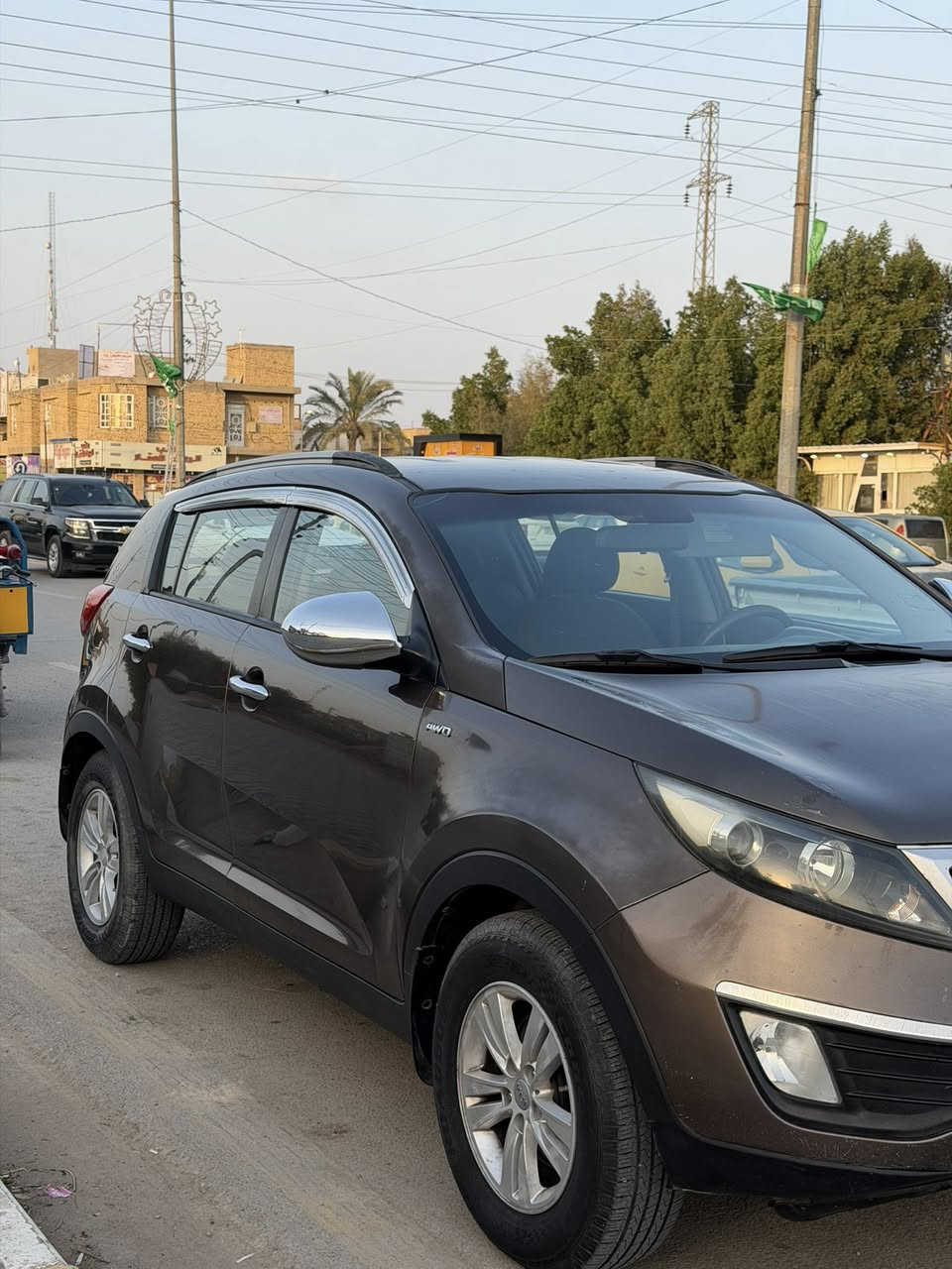 سبورتج 12 خليجي ب اسمي
مكينه 2400 دوش 
فووور ويل 
 حساسات
ومود درايف ومواصفاتها المعروفه
(السياره مال جناي وجاهزه) 
من منظومة بانزين جديده 
وتخم تاير توني شادلها  وباتري جديد 
منظومة تبريد جديده 

خشم البونيد بي تصليح كلش بسيط 
وجوه قبق البانزين رش 

ب 125 ورقه وماتلكه هيج سياره بهيج سعر 
مكانها كوت الخاجيه 
***********
