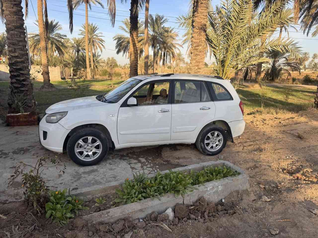 السلام عليكم ورحمة الله للبيع شيري تيكو موديل 13رقم بابل سنوية 28مكينة 1800كير كهربائي سيارة فقط بيه تلكيط خياس شي قليل جدا باقي السيارة مكفولة من كلشي مكينة كير جدد حدادية تبريد نضاف جدا دواخله كله نضيفه لا كسر ولا فطر 
هاي تفاصيل السيارة كله 
مكاني بابل مركز السعر 47بيها مجال قليل جدا 
***********
