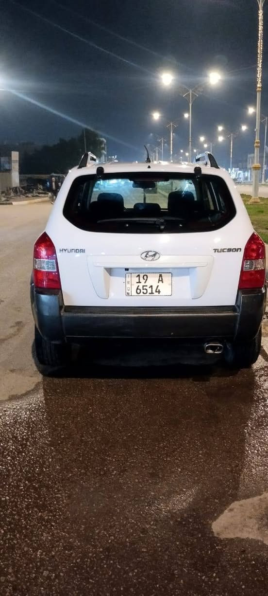 توسان 2009 مكفولة كفالة عامة بسمي ما متواجد بل فيسبوك ***********
