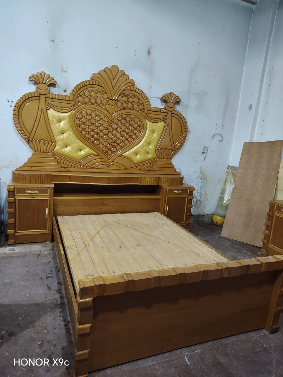 #للبيع 
غرفة استخدام قليل نظافتها 100٪
السعر مليون وربع
العنوان 
الأنبار ا_لرمادي _التأميم القادسيه الثانيه _مقابل مدرسة زين العابدين الأهليه_ مجاور حدادة البركه
اللتواصل 
***********
***********
