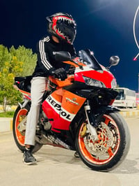 RR600 • ٢٠٠٤ • بدون اوراق