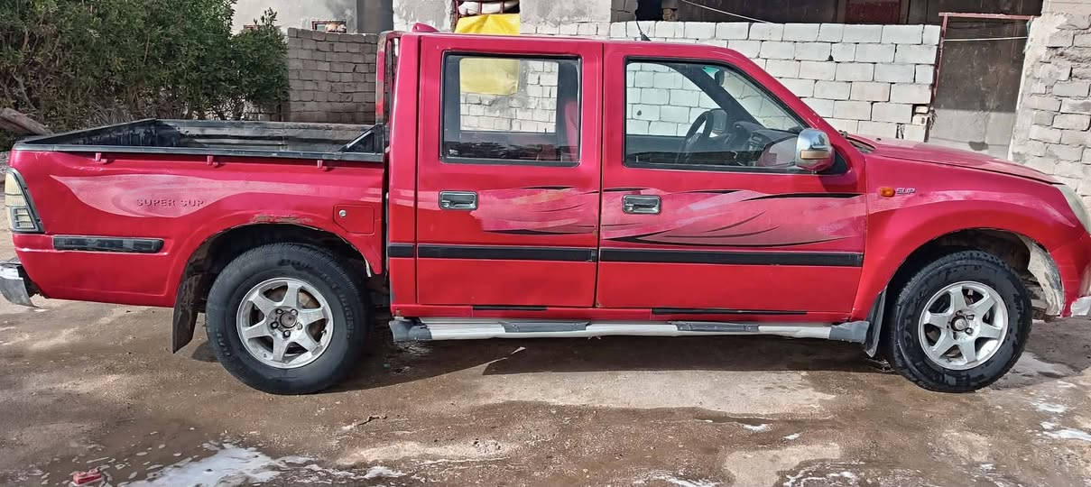 سلام عليكم فتون ١٢ رقم واسط انكليزي سنويه 29 كير محرك خير من الله جدد شاصي كفاله مكفوله من الضربه تخم تاير وحداديه جدد سعر ٣٨ بيه مجال مكان سماوه قضاء الهلال ***********
