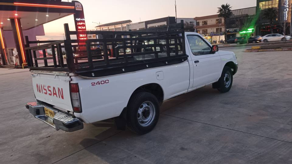 بەناوی خوای گەورە نیسان بۆفرۆشتن مۆدێل 2002تەبرید لەسەرسویچ بێبۆیاخ  بێکرانەوە ئاڕم پلاسیک هەولێر سەنەوی عەسڵی لەکەڵە تەحویلە بەشەرتی هەموعێراق  بەشەرتی ئاڕموئەوەلیات وخرامە چوارتایەی تازە چەمچەوناوبۆدی مەزبوتە ماڵی کەسابەتە پێشو شانوسەقفی لۆکلۆکە بەشەرتی گێڕومەکینەوئەکسل  ***********لەسلێیمانیم السليمانية, العراق
