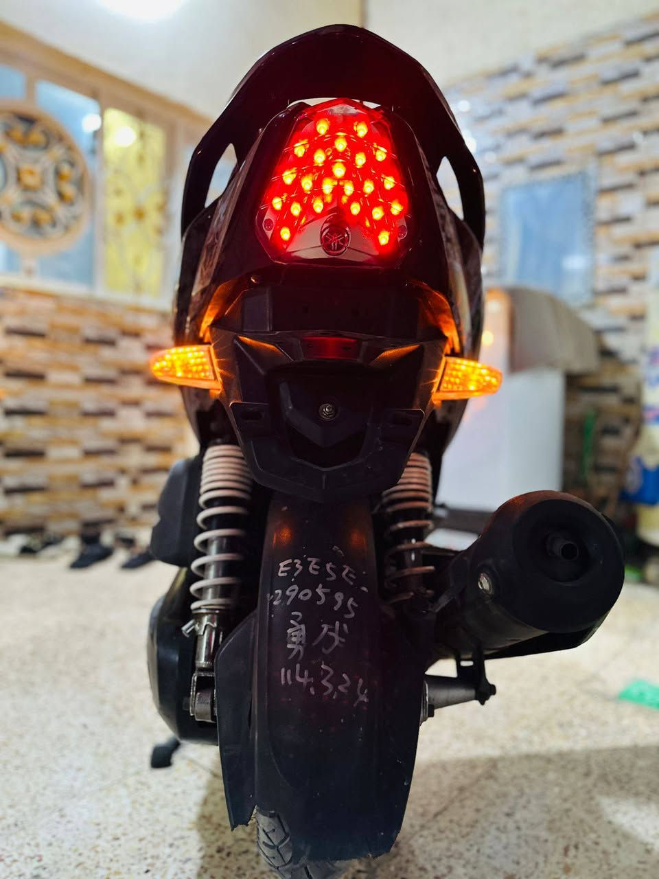 السلام عليكم
جي تي ار للبيع  موديل 2012

مليون و450 وبيها مجال حك الجيه 

الدراجه كفالة عامه 

الرقم ***********
