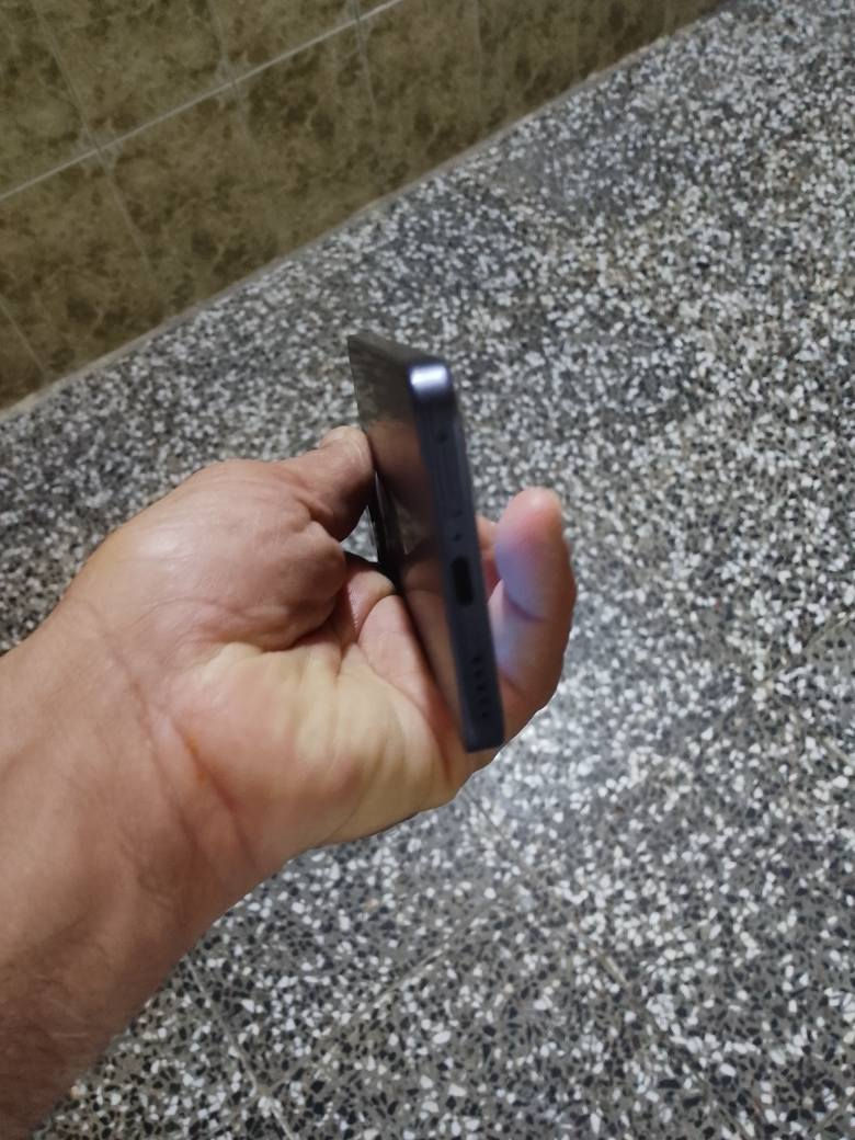 هونر ٤٠٠ نظافة ١٠٠ بدون اغراض ذاكرة ٥١٢ كيكا عشوائية ١٢ كيكا مكاني بغداد مدينة الصدر *********** السعر ٤٠٠الف خاص فقط بغداد, العراق
