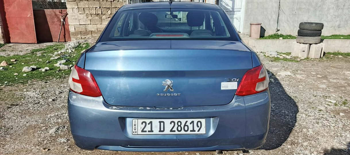 سەرەتا بەناوی خوای گەورە بیجۆی فەرەنسی ماڵی فەقیر سەیارەیەکی بێ مەسرەفو تایبەت سەیارەکە ٢٠١٥یە زۆر کەم ڕۆشتوە هەمووگیانی لە سەر دەقی شەریکە ماوەتەوە تەقەو ڕەقەی نییە کامل جایزە ڕەقەموو سەنەوی تازەیە ڕۆنی گێر و مەکینەی تازە گۆڕاوە  تایەی تازەیە مۆدی بەفری هەیە دەبڵ گێڕە (عادی.تۆماتیک) مۆدی سپۆڕتی هەیە٤ جام کارەبایە بەس سایەقێکی ئەوێ لێی بخوڕێ ٢٥٠دینار مەسرەفی نییە هەر عیەبێکو گەڵایە بڕە مشتەری تێل بکا لەگەڵ ڕێزم***********شوێن سەیدسادق Singapore
