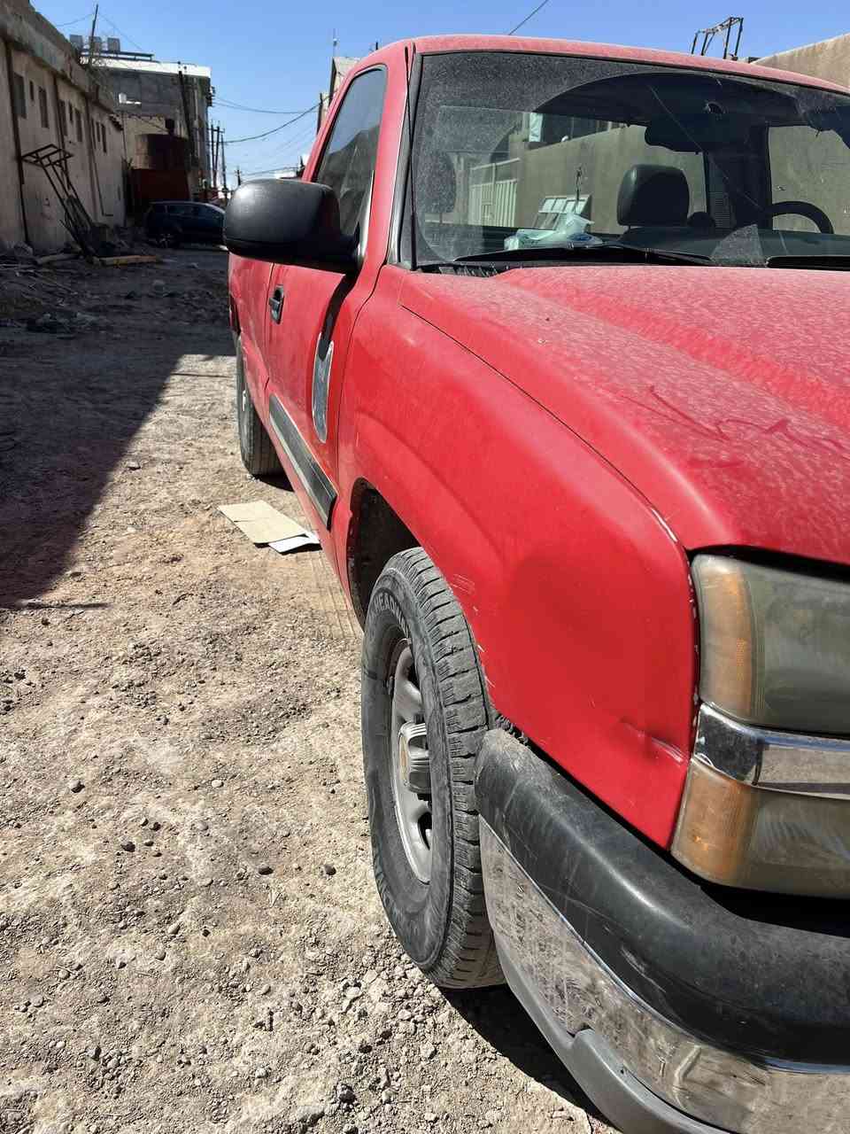 السلام عليكم
للبيع سلفرادو 2003 
رقم بغداد بسمي السياره 
مكاني بغداد والسعر 80ورقه 
الاستفسار الاتصال ***********
