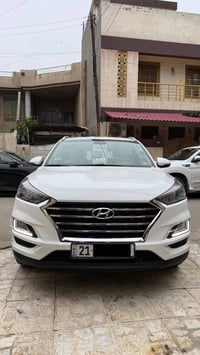 توسان 2019 خليجيه مكفولة كفاله عامه ماشيه 65 الف كيلو حقيقي بلكارتون س...