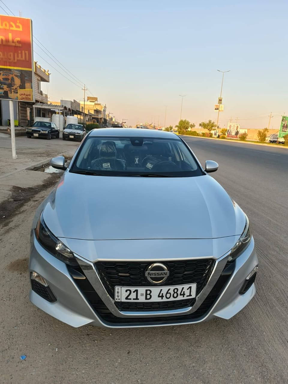 السلام عليكم
نيسان التيما 2022
كلين بدون قطرة صبغ فقط رصعة برأس الجامرلغ السيارة جديدة بمعنى الكلمة ماشيه 40 فقط السونار كله بدون مرفق مع الصور سنوية جديد لل 2029 
السعر 168 
الاتصال ***********
