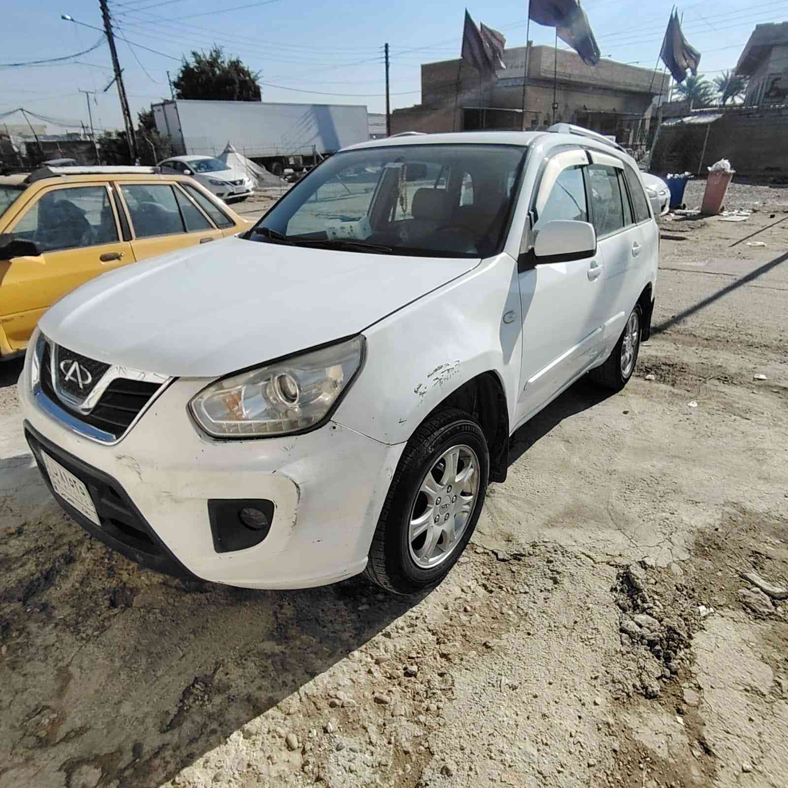 السلام عليكم شباب تيكو موديل 2012  
بيه ضربه  أسفل والدعاميه الكدام على جهت اليسره  مكينه كبيره تبريد تدفه خير من الله  السنوه 2027
السياره مال جناي  بيه قسام شرعي  
العنوان بغداد البياع ***********
السعر ٤٢
 وبيه مجال
