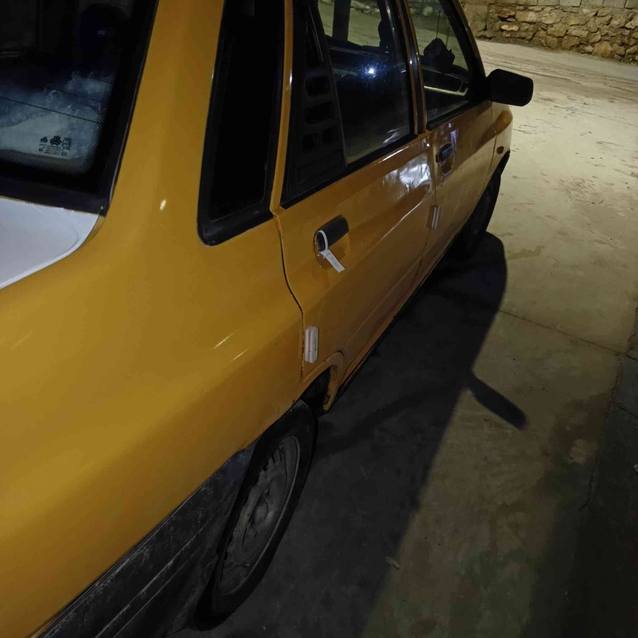 السلام عليكم

سايبة للبيع موديل 2009 المرغوب

مكينة + كير + شواصي شرط

داخل مغلف اسود و احمر
لايتات  بك لايتات جدد شغالة

شرط الوكالة والتحويل
رقم بغداد  الماني 

سنوية 27   صاحبها بالموصل

سيارة مرتبة

عليها هئية وغرامة وحسب الاتفاق  الهيئة والغرامة تريد صافي تريد  تنزل من السعر

سعر 25 وبيها مجال
رقم ***********
