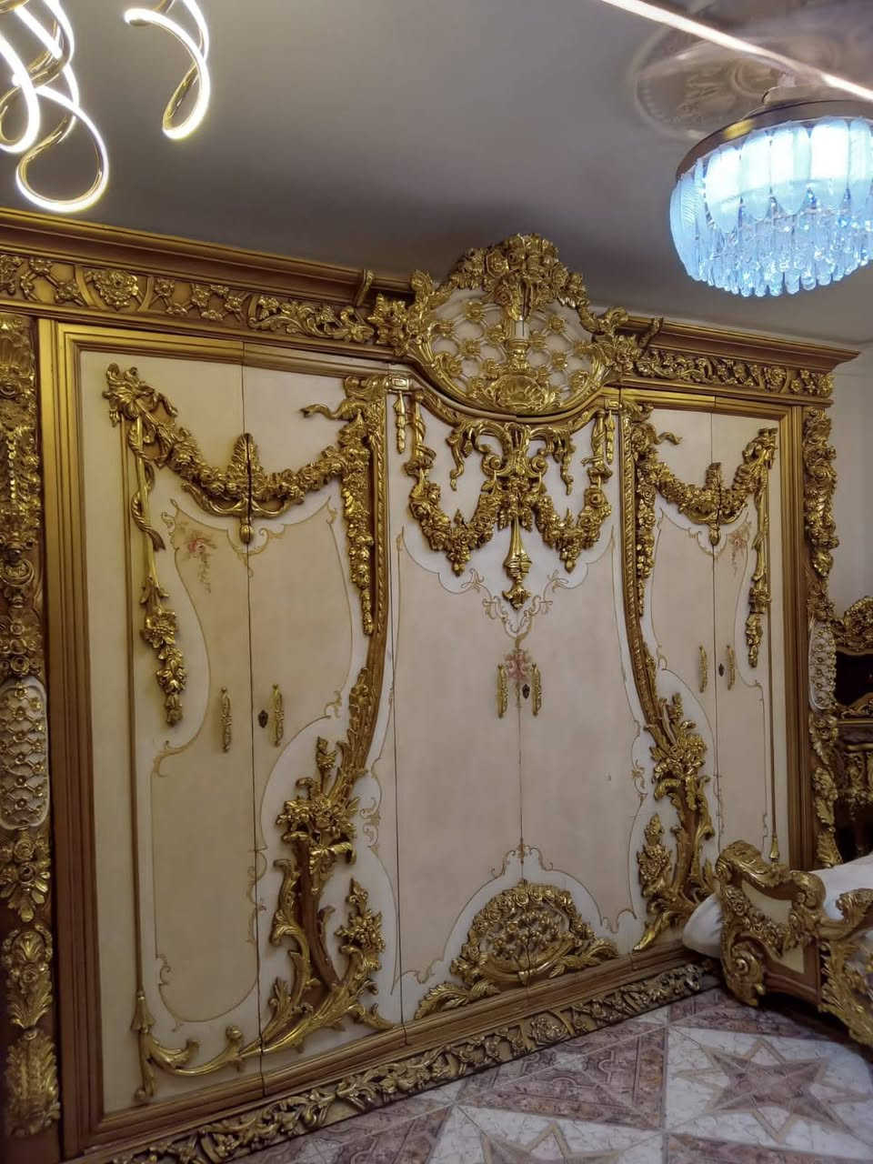 غرفة نوم مصرية لبيع ***********
