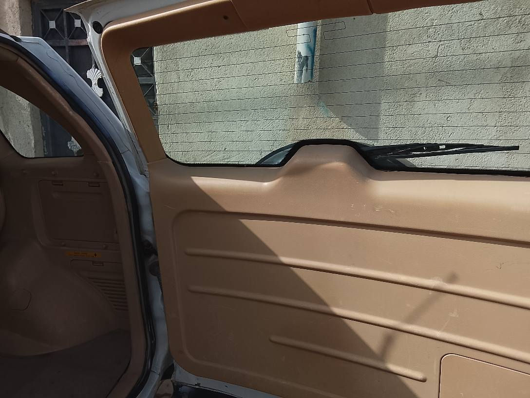 ياالله . تيكو ٢٠١٤ ابيض سنوية لغاية ٢٠٢٨ مرشوشة صبغ حزام جديد . حرة مال بيت على ايد وحدة بسم جاري ماشية 82000كم محرك وكير وكهربائيات ع البلاد ، عظماتها الداخلية بحالة ممتازة . بيهه فطر جديد بالجامة الامامية فقط والحدادية نص عمر . السعر 63 ورقة مجال بسيط . المعقل الابلة مجاور مجمع الحمزة الطبي ***********/*********** استاذ ليث ابومحمد . البصرة, العراق
