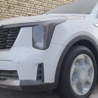 سورنتو 2025 زيرو ماشيه 200 كيلو فقط 4 سلندر مواصفات. فول عدا البنوراما...