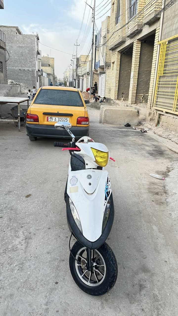 سلام عليكم 
دراجه ماكس عدله للبيع 
بوشه ٥٥
 اهواي تزويدات مثل ماجاي شوف 
دراجه كهربايات شغاله من كل نواحي 
دراجه نضيفه كلش 
سعًر ٦٠٠الف وبيه مجال حك جيه 
مكاني كربلاء  
رقم ***********
