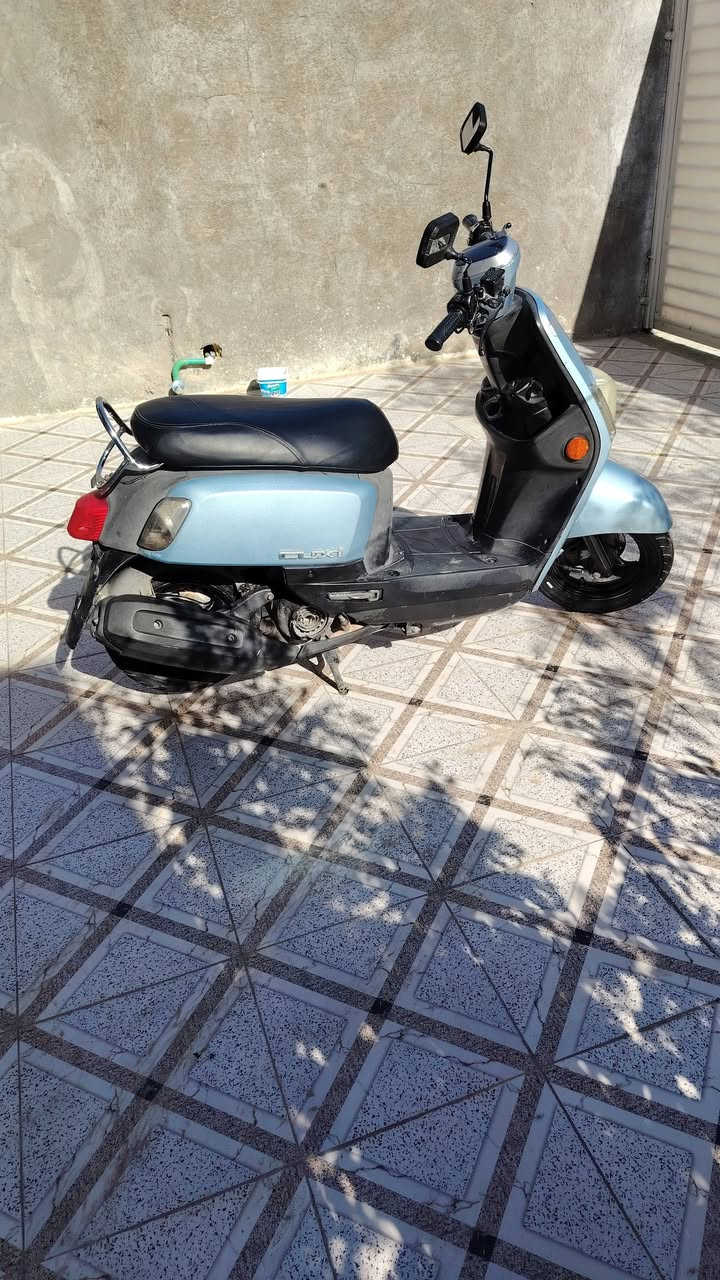 السلام عليكم دراجه للبيع دراجه بوليسي نظيفه  ***********
