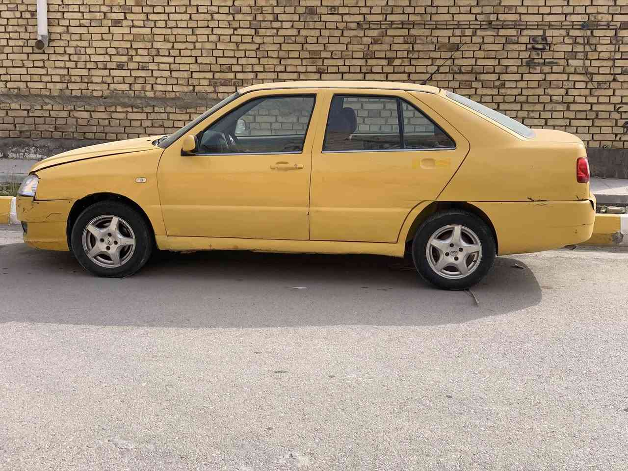 سلام عليكم شباب
شيري كوين موديل 2011 بلاديه السياره سنويه لل30 هزه ولوحات جدد مكينه وگير نضيفات حداديه نضيفه والسياره شوف عينكم حليوه ومرتبه على گد الحال رقمهة بابل وراعيها يريد مداور مصفره هيئه وغرامات اريدهة ب 28 وبيهة شي بسيط لليشتري 
مكاني / ناصريه مركز
رقمي/***********
